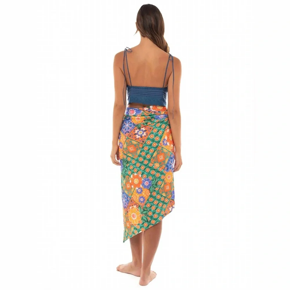 Agua Bendita Ariel Tile Top and Zen Tile Skirt